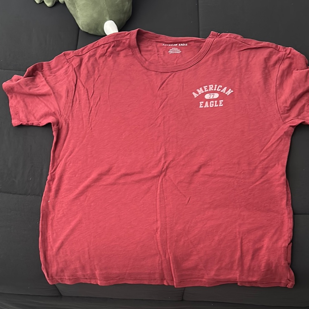 American Eagle Outfitters Red Short Sleeve Tee